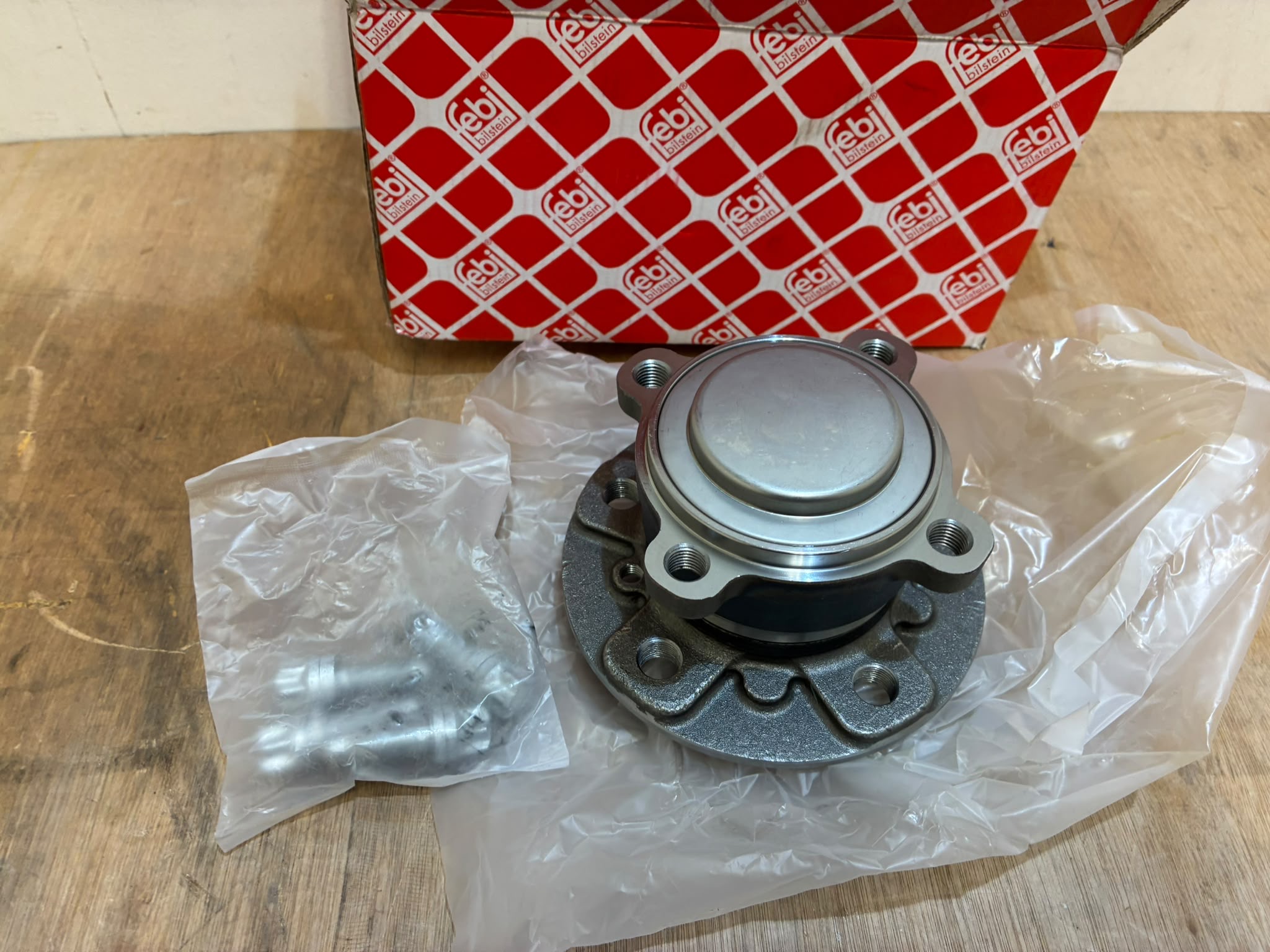 Bmw 1/2 Series X1/X2 Rear Wheel Bearing Kit P.n 180700 (Non Gen) - Image 2