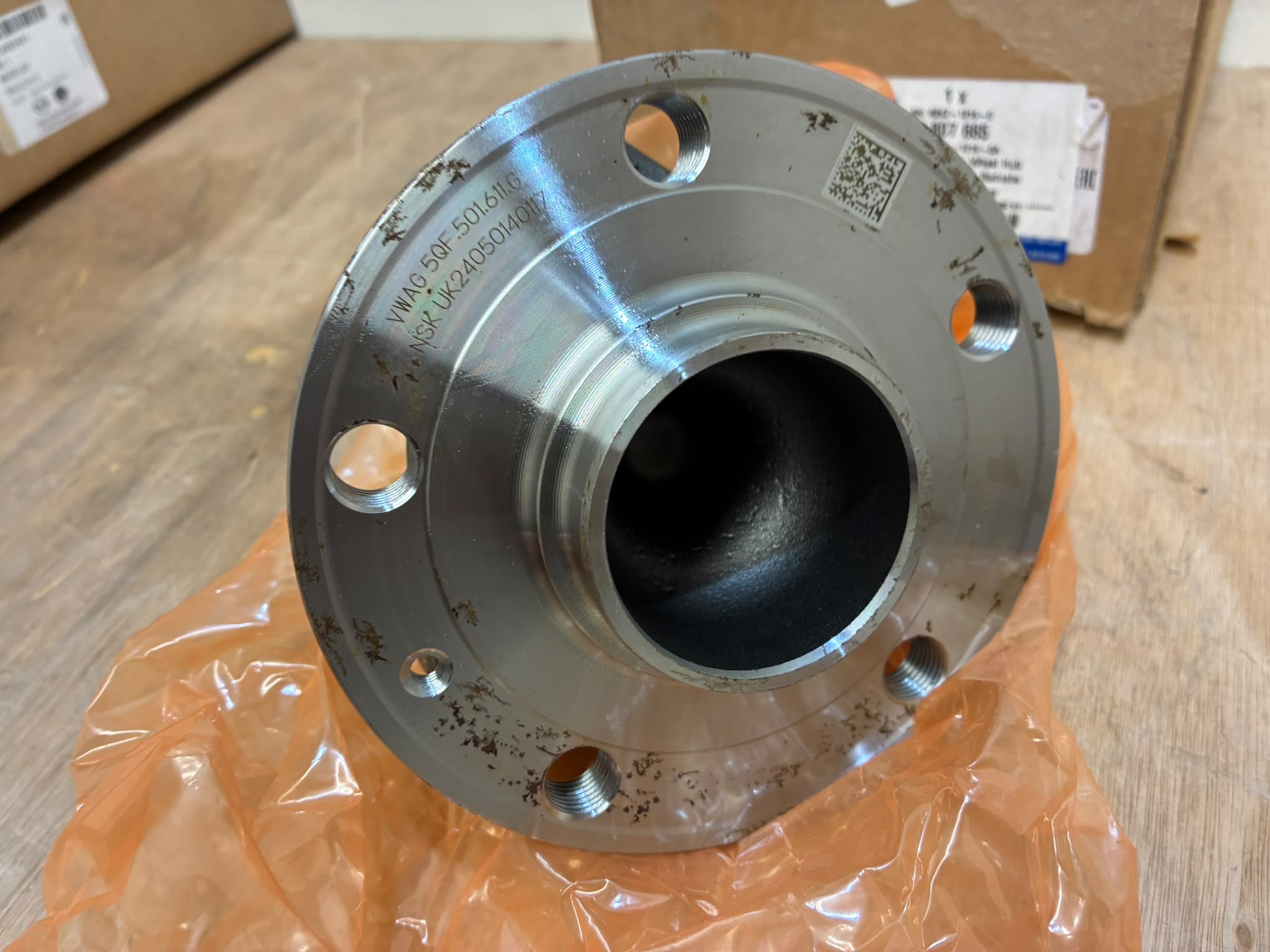 Ford Explorer EV/Capri EV Front Wheel Bearing Kit 24-On P.n R2KZ-1215-C - Image 2