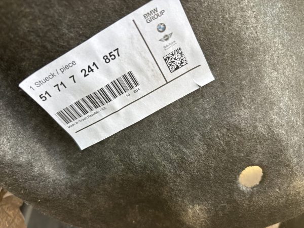 Bmw 1 Series F20 F21 Wheel Arch Liner Rear Left P.n 51717241857 - Image 2