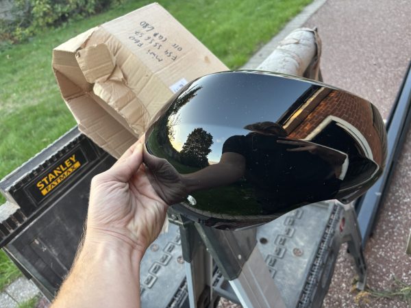 Mini F54 F55 F57 F60 Wing Mirror Cap Right P.n 51162465794