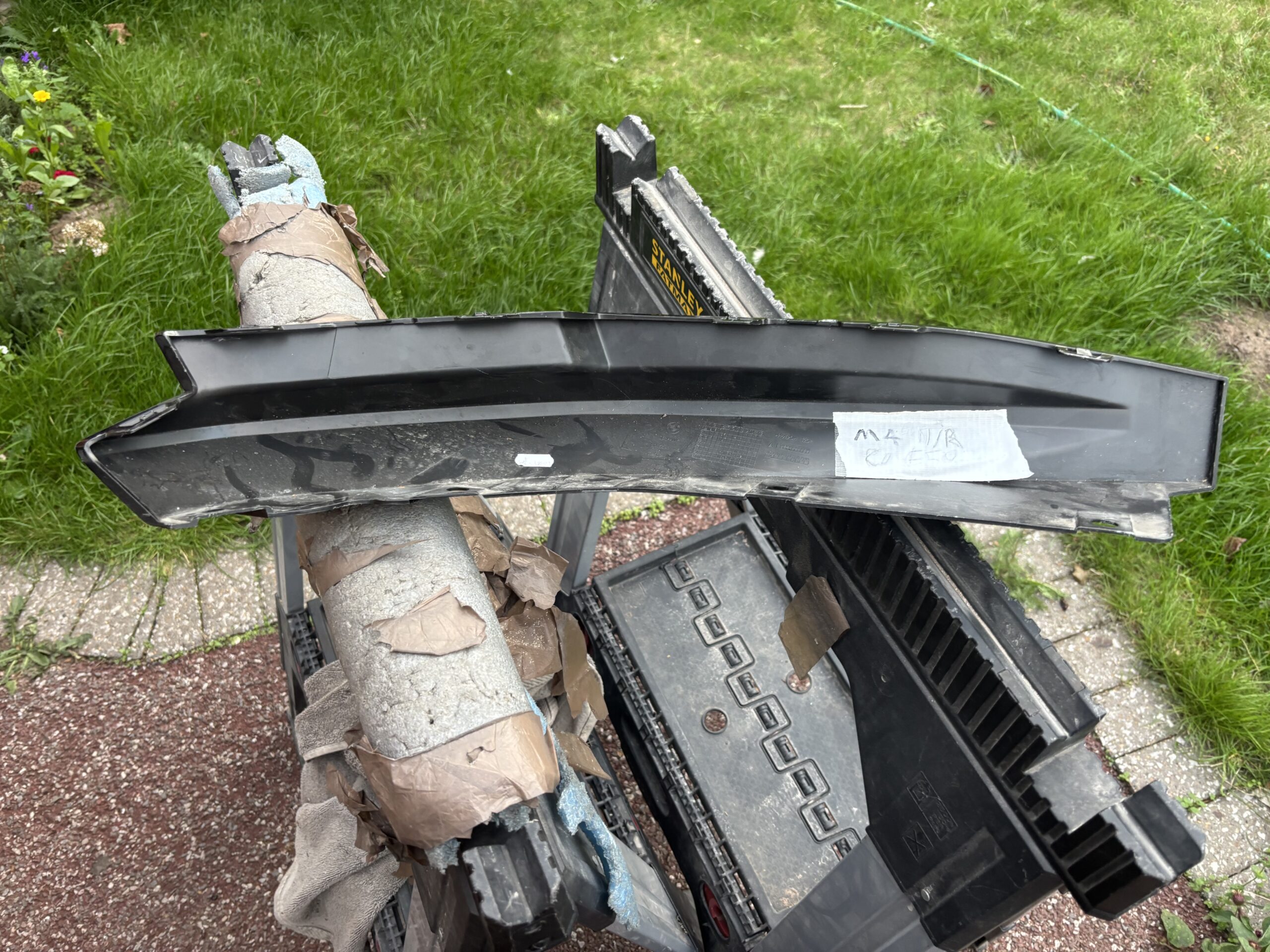 Bmw 4 Series M4 G82 G83 Rear Bumper Trim Left P.n 8076449 - Image 2