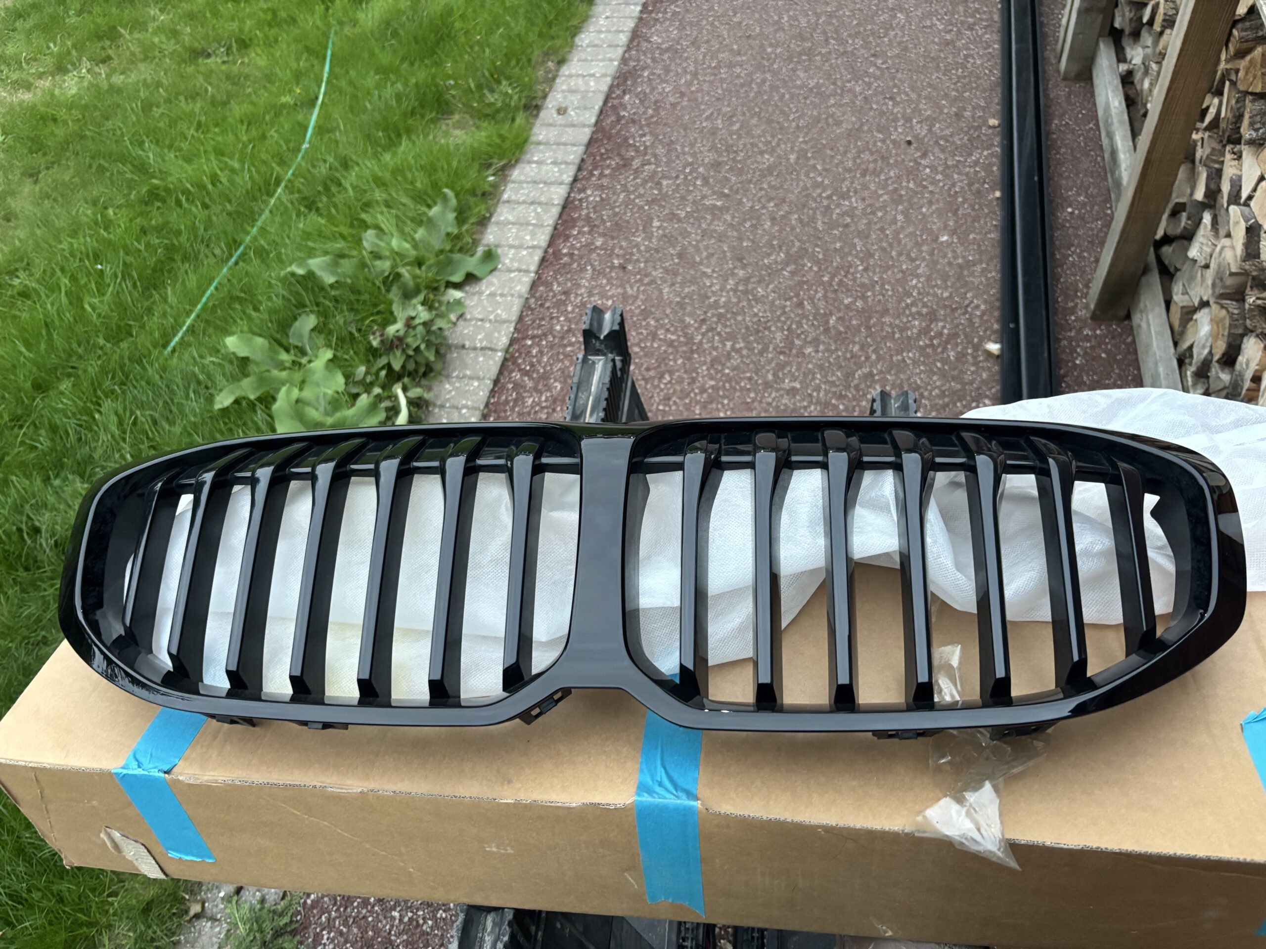 Bmw 1 Series F40 Front Grill M Sport P.n 51135A39370