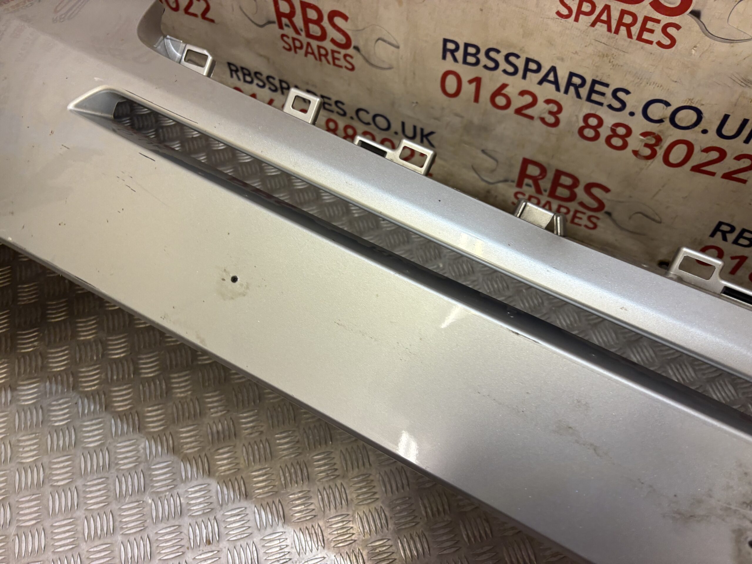 Land Rover Discovery Sport L550 Front Bumper 15-19 P.n FK72-17F003 - Image 4