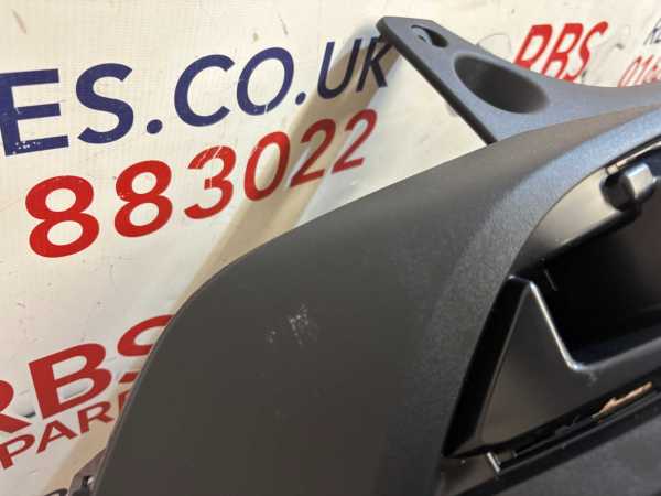 Peugeot 3008 GT Line Rear Bumper 17-21 P.n 9811865077 - Image 3