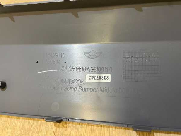 Mini Cooper F56 Front Bumper Middle 21-On P.n 51115A3C856 - Image 3