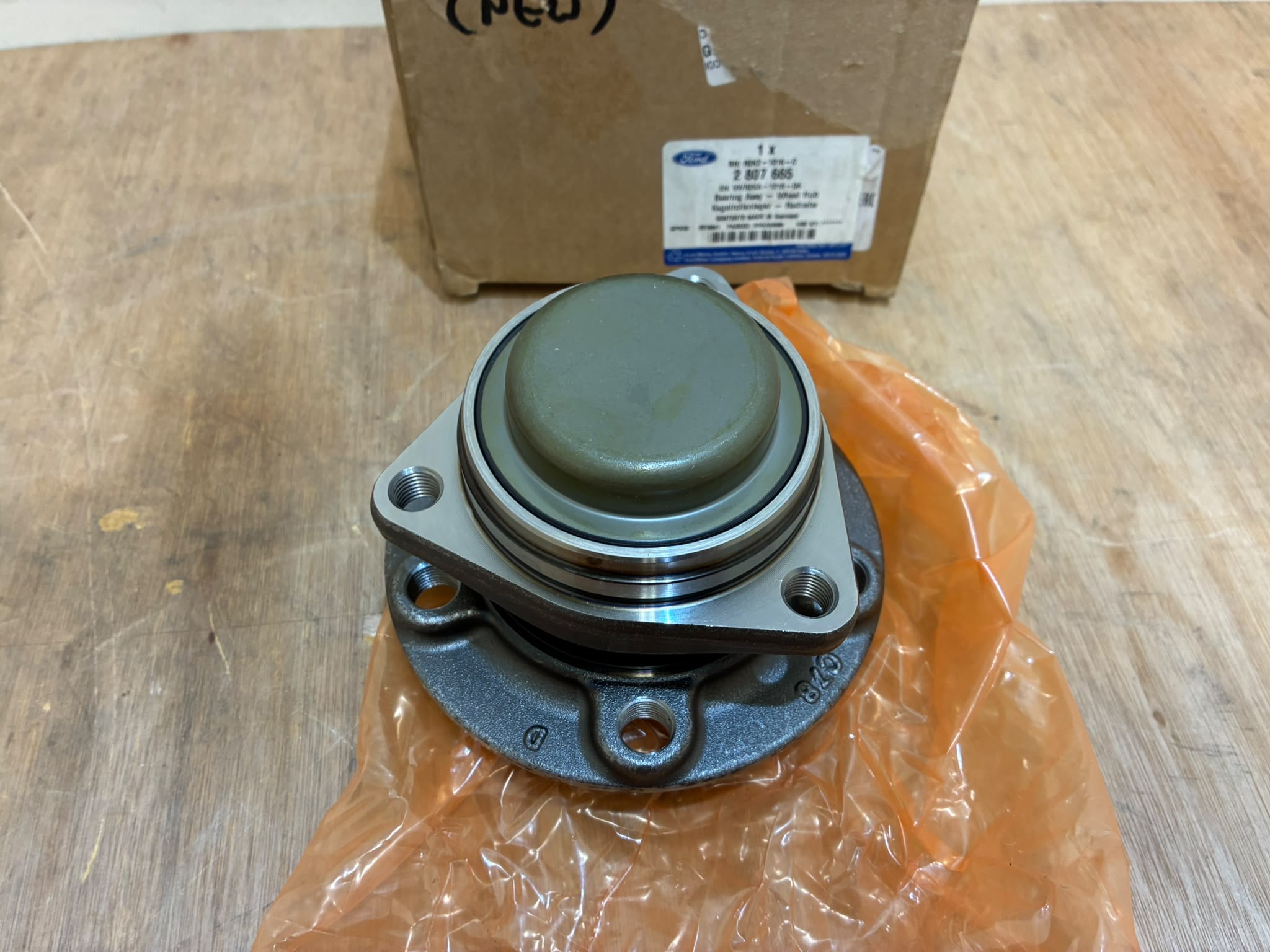 Ford Explorer EV/Capri EV Front Wheel Bearing Kit 24-On P.n R2KZ-1215-C - Image 3