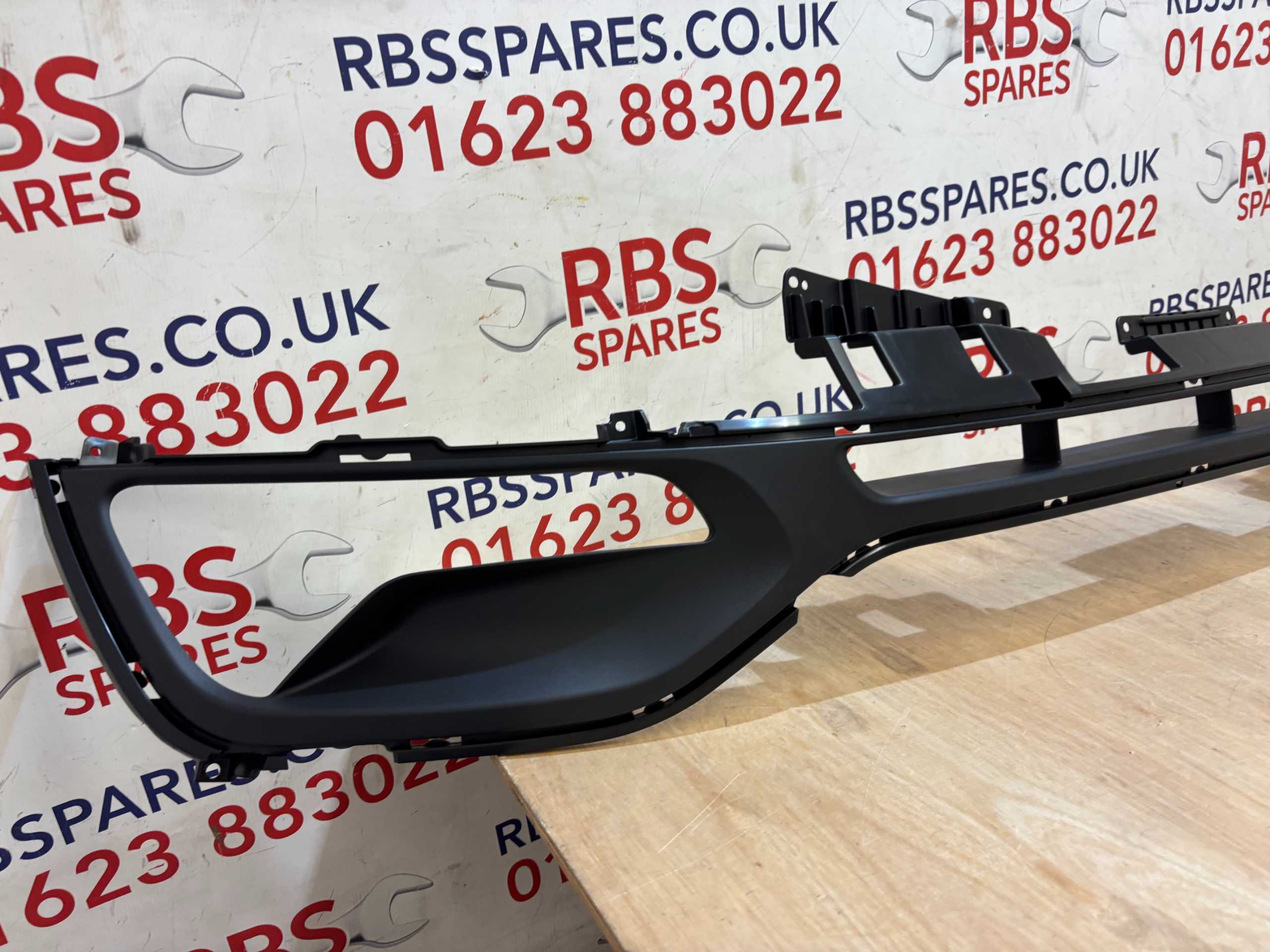 Kia Sportage Front Lower Bumper Trim 11-15 P.n KA07073GAV - Image 2