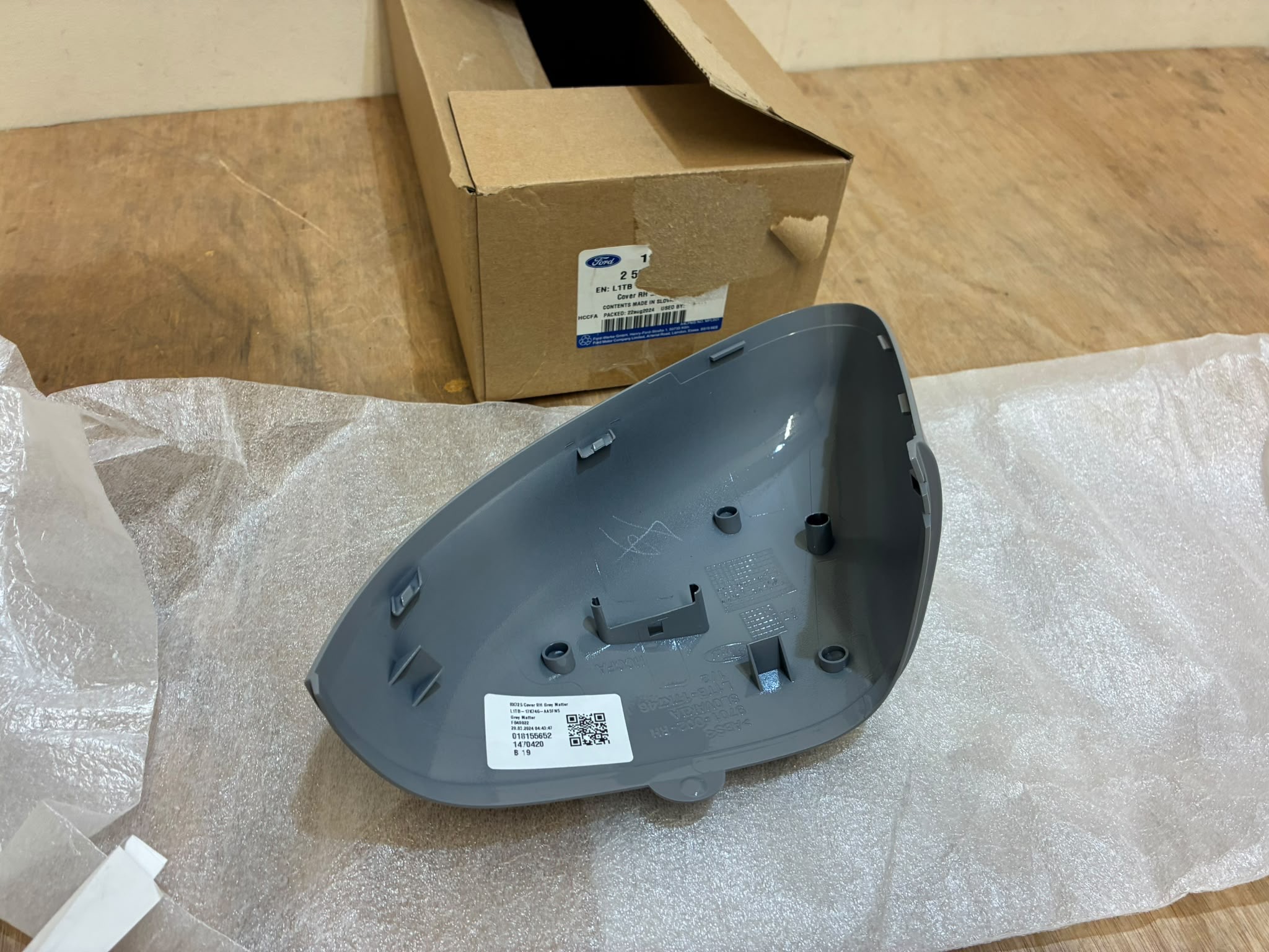 Ford Puma/Fiesta Wing Mirror Cap Right P.n L1TB-17K746 - Image 2