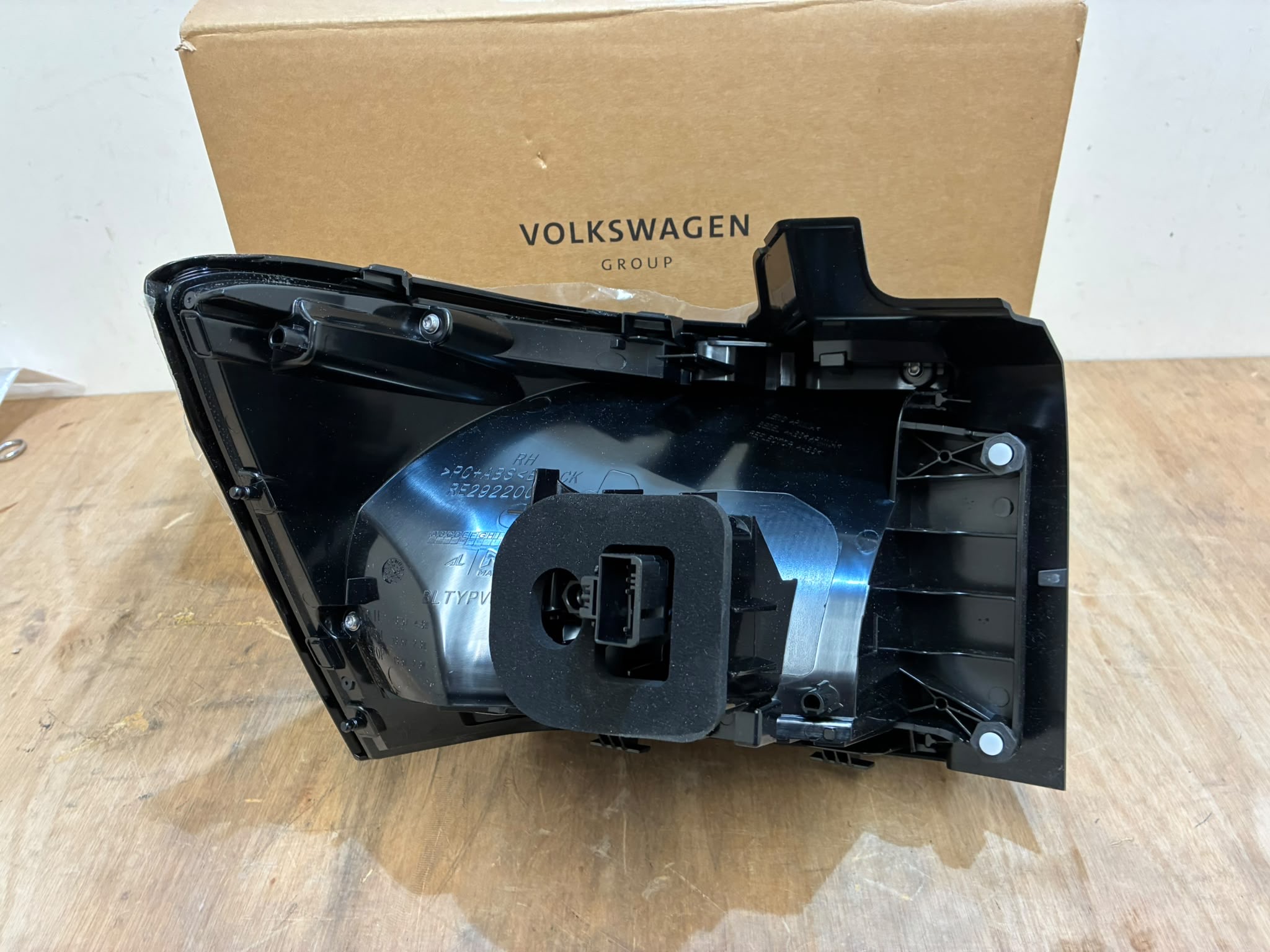 Volkswagen T Cross Rear Light Right 24-On P.n 2GM945096F - Image 3