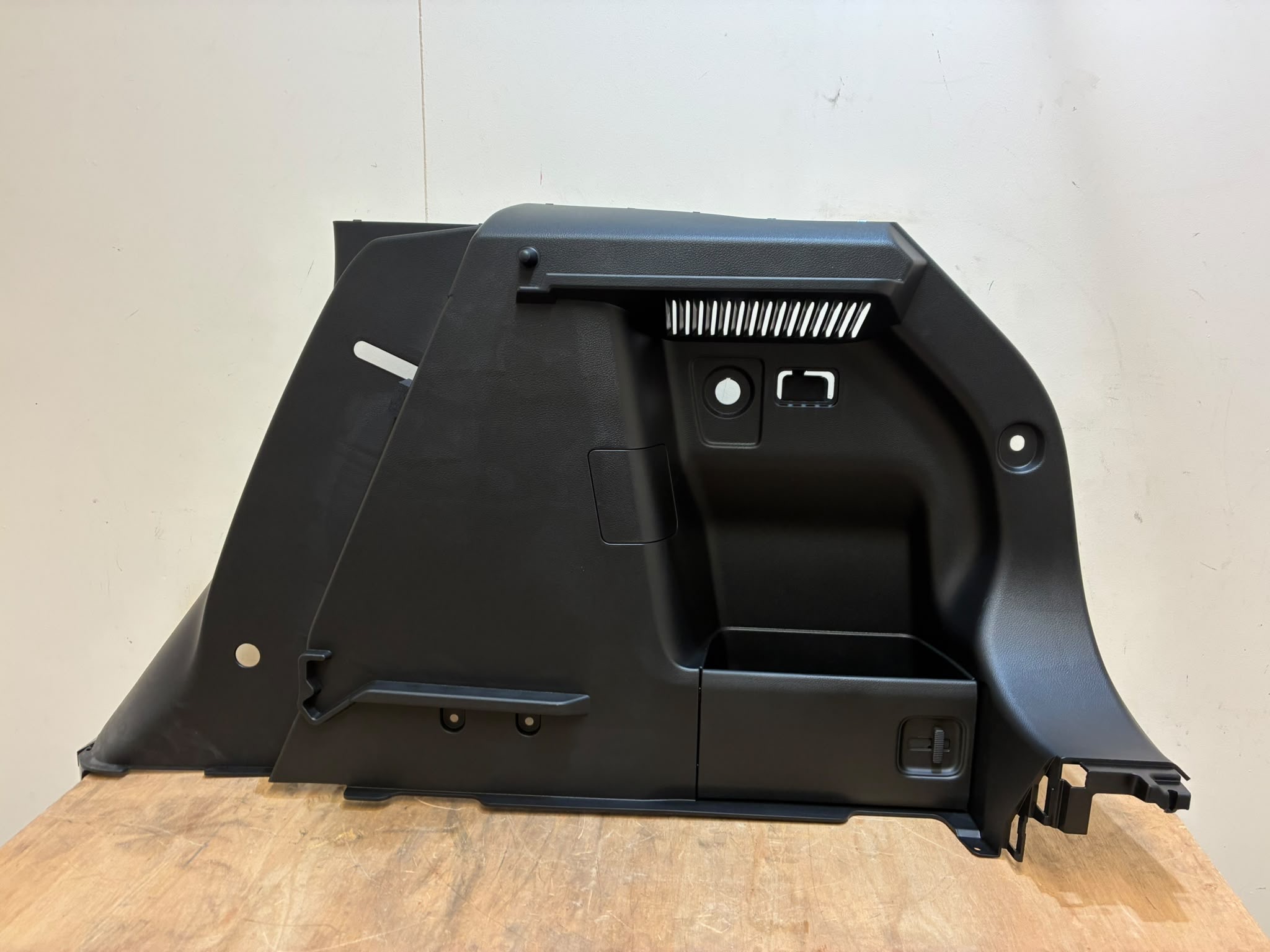 Suzuki S Cross Parcel Shelf Trim Right 22-On P.n 76270-63T00-5PK