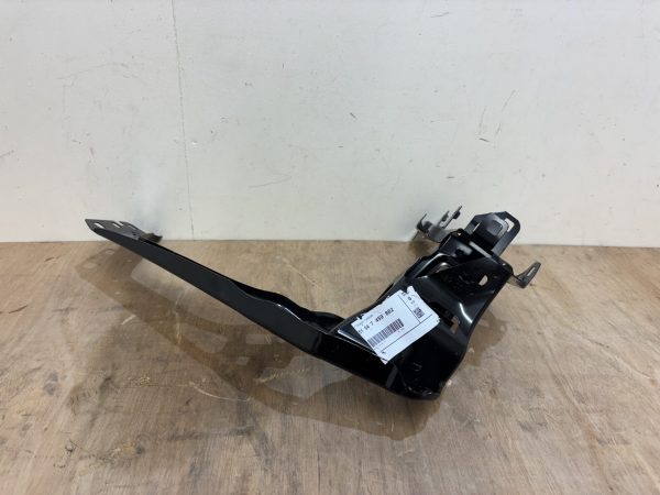 Bmw 1/2 Series F40/44 Headlight Bracket Right P.n 51647459882