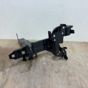 Bmw M3 G80 Headlight Bracket Left P.n 51648071631