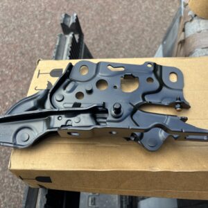 BMW 5 Series Bonnet Hinge G30/31 Right P.n 41007427052
