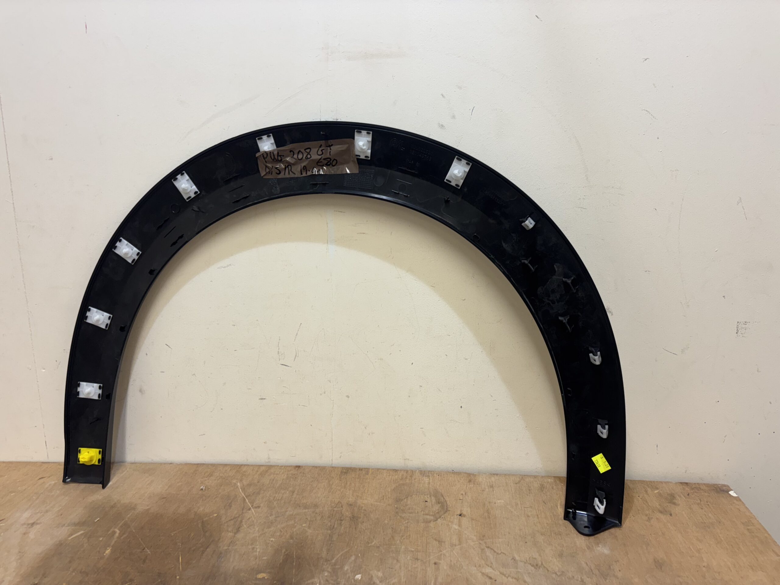Peugeot 208 GT Wheel Arch Rear Right 19-On P.n 98247224XY - Image 7